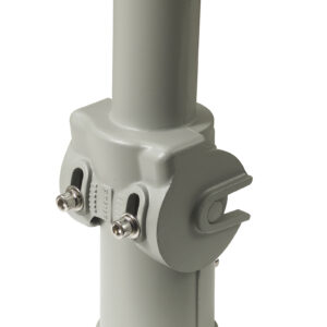 GESC05 Accessorio per il collegamento al palo dellarmatura stradale GES570 e GES571. Diametro massimo del palo Ø64mm.